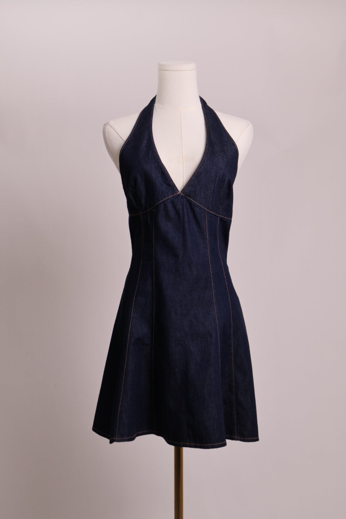 Robe licou en jeans