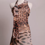 Robe motif animalier à encolure asymétrique