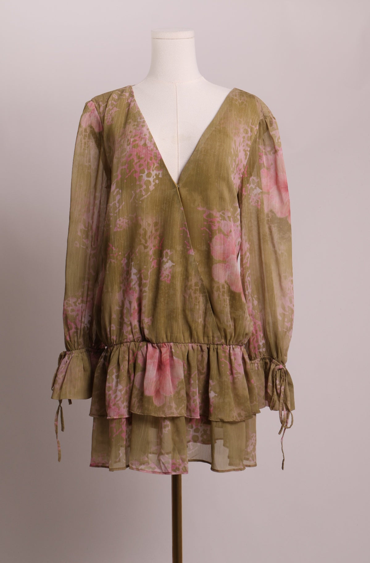 Robe fleurie à volants