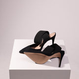 Chaussures à talons hauts avec ganse croisée au devant