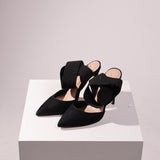 Chaussures à talons hauts avec ganse croisée au devant
