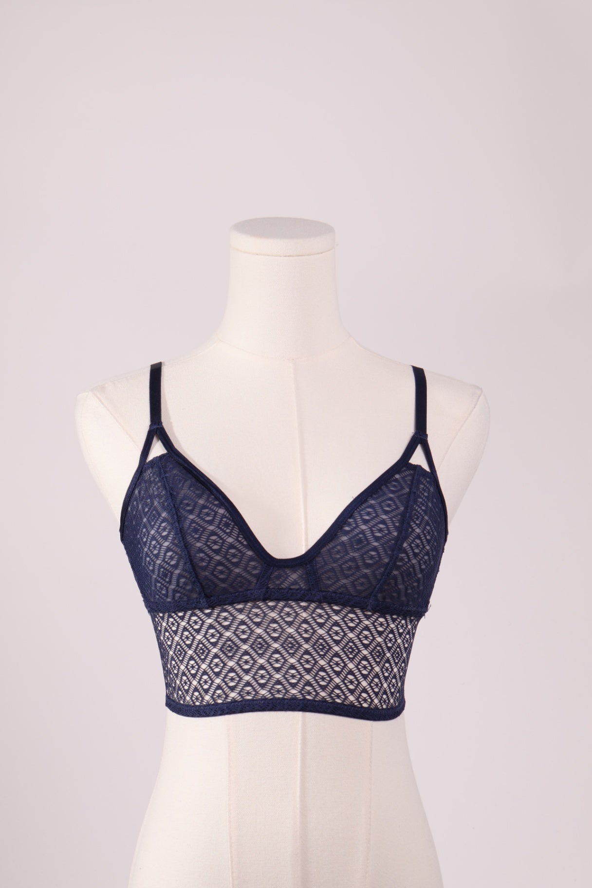 Bralette en dentelle bleu marine