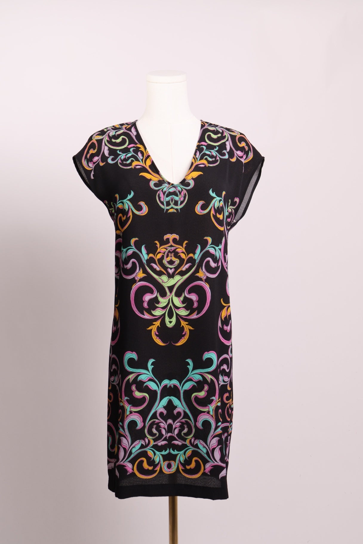 Robe Sisley