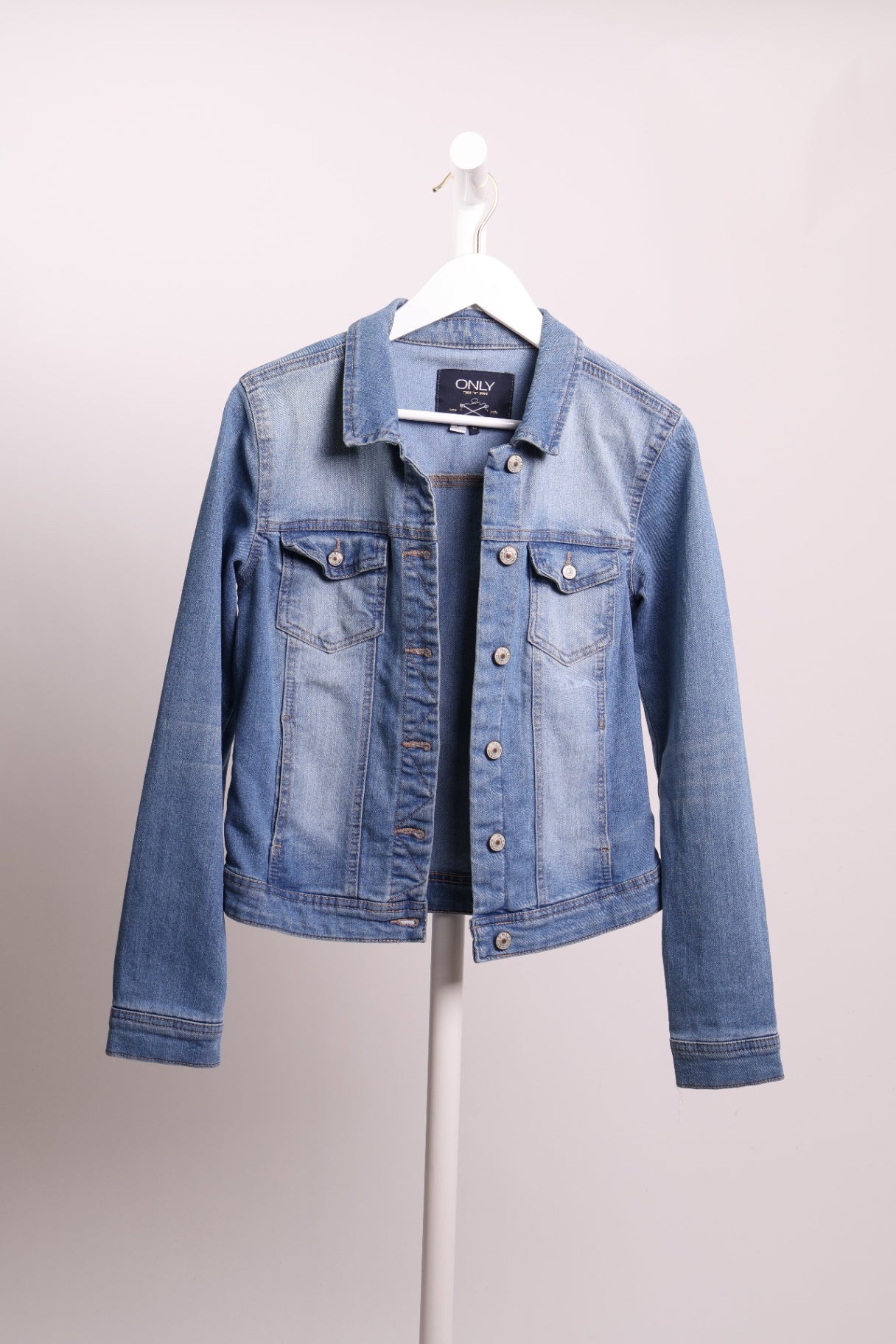 Veste en denim ajustée