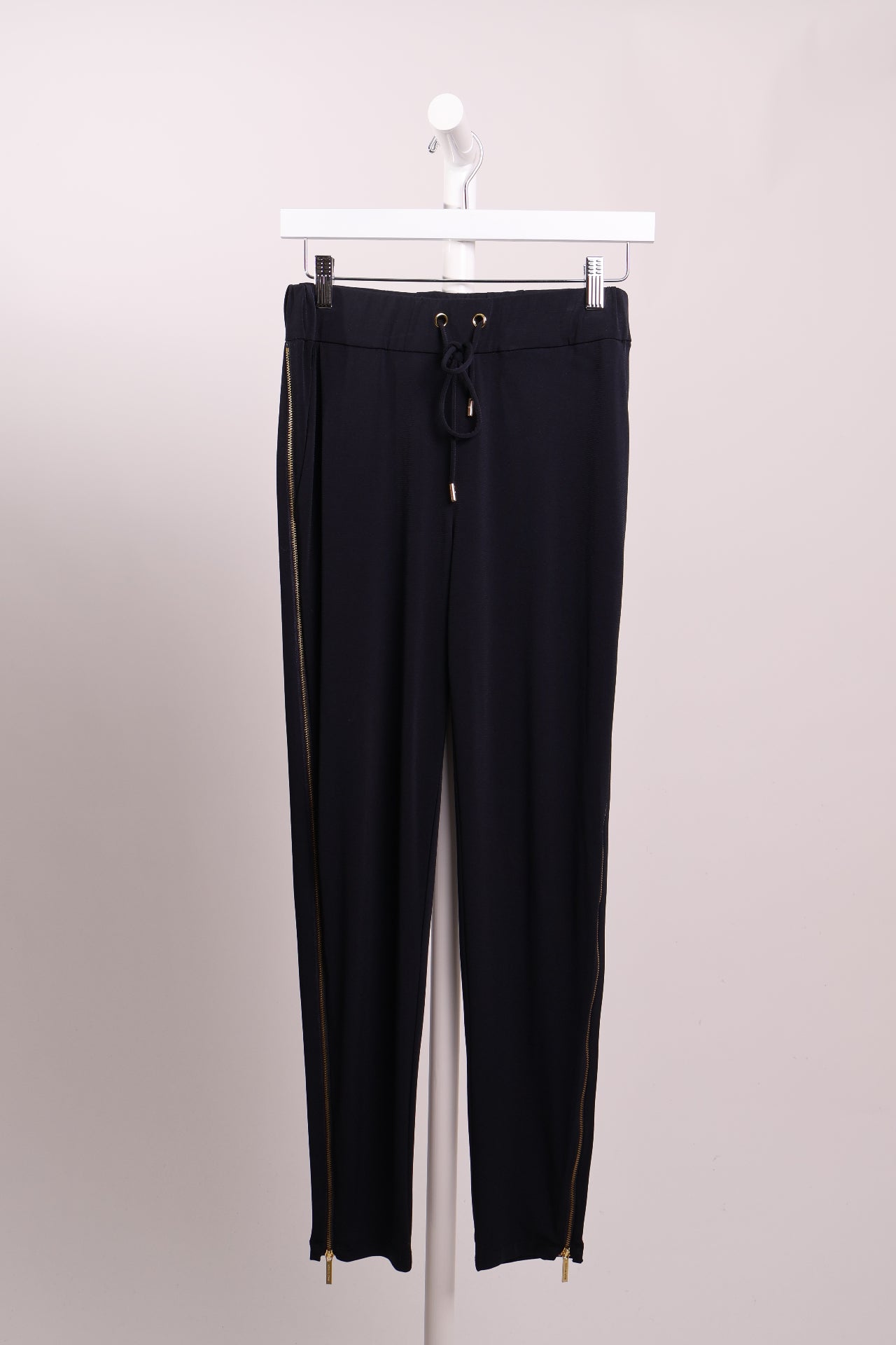 Pantalon jogger avec zip doré sur les côtés