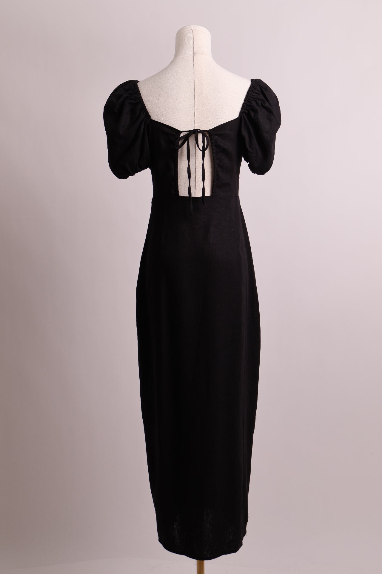 Robe avec manches bouffantes