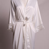 Robe de chambre avec dentelle