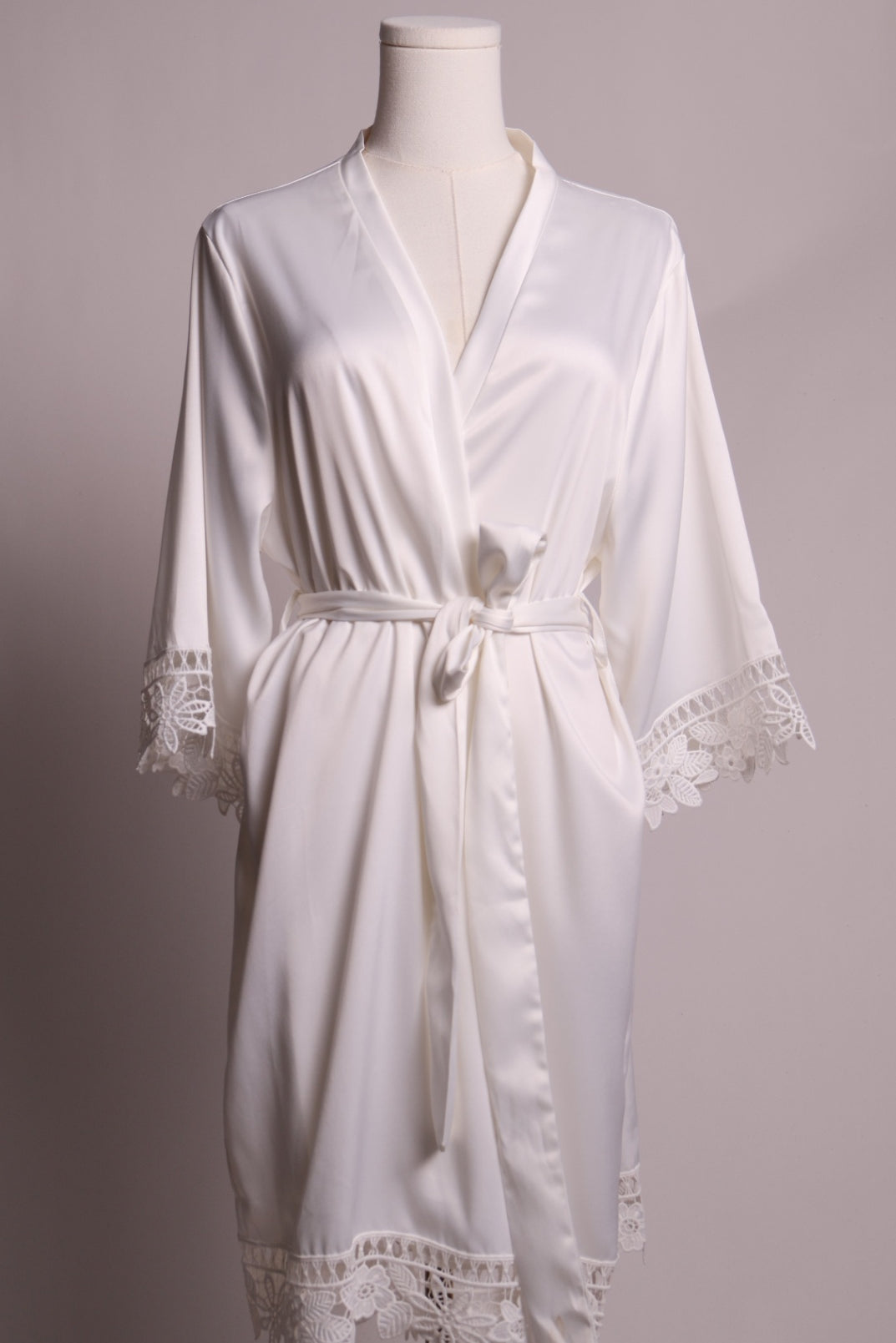Robe de chambre avec dentelle