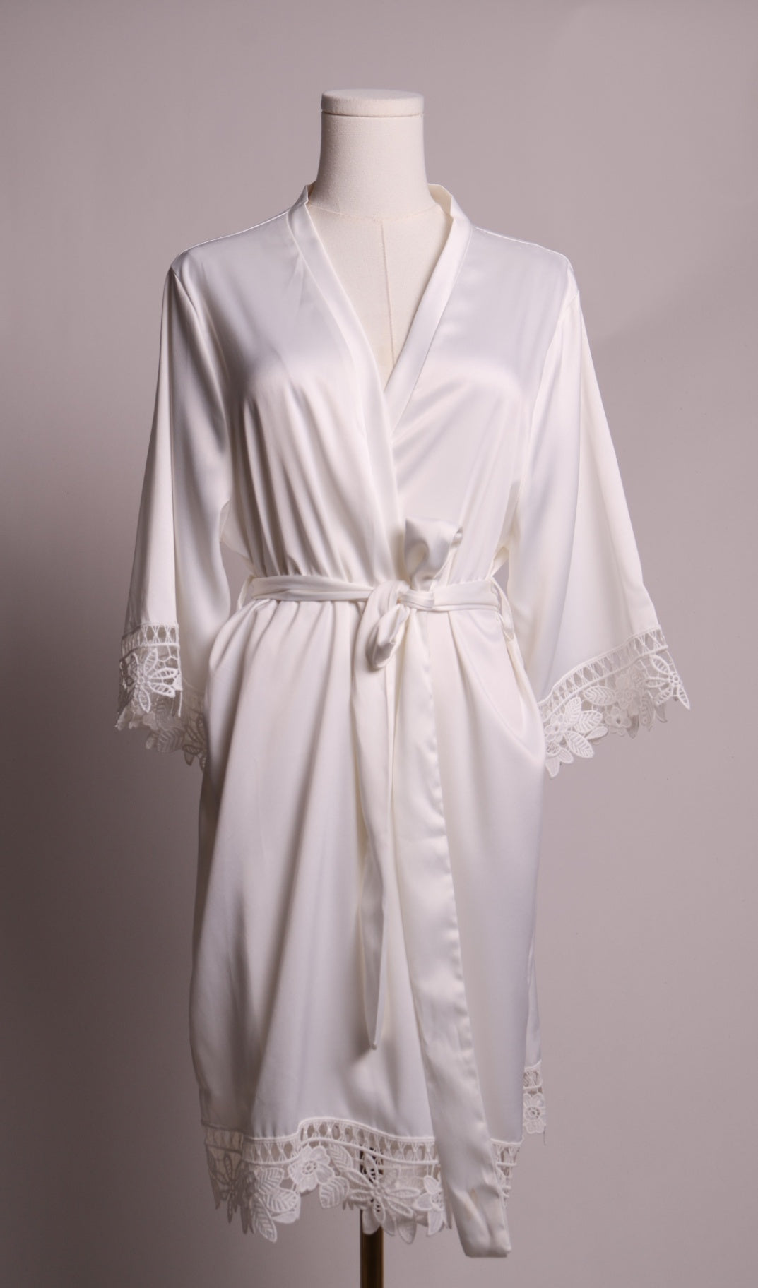 Robe de chambre avec dentelle