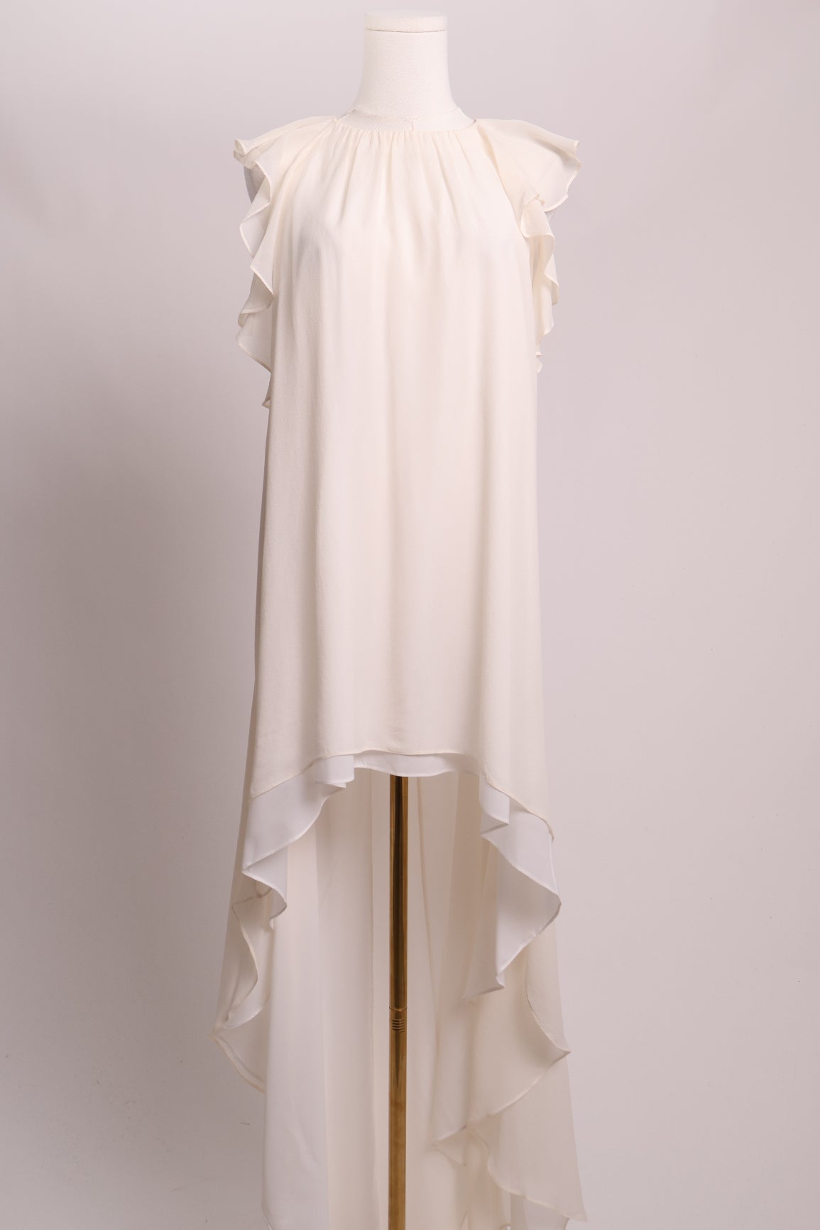 Robe élégante en chiffon à volants