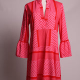 Robe courte avec manches à volants