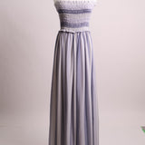 Robe longue lignée avec bretelles attachées en boucles