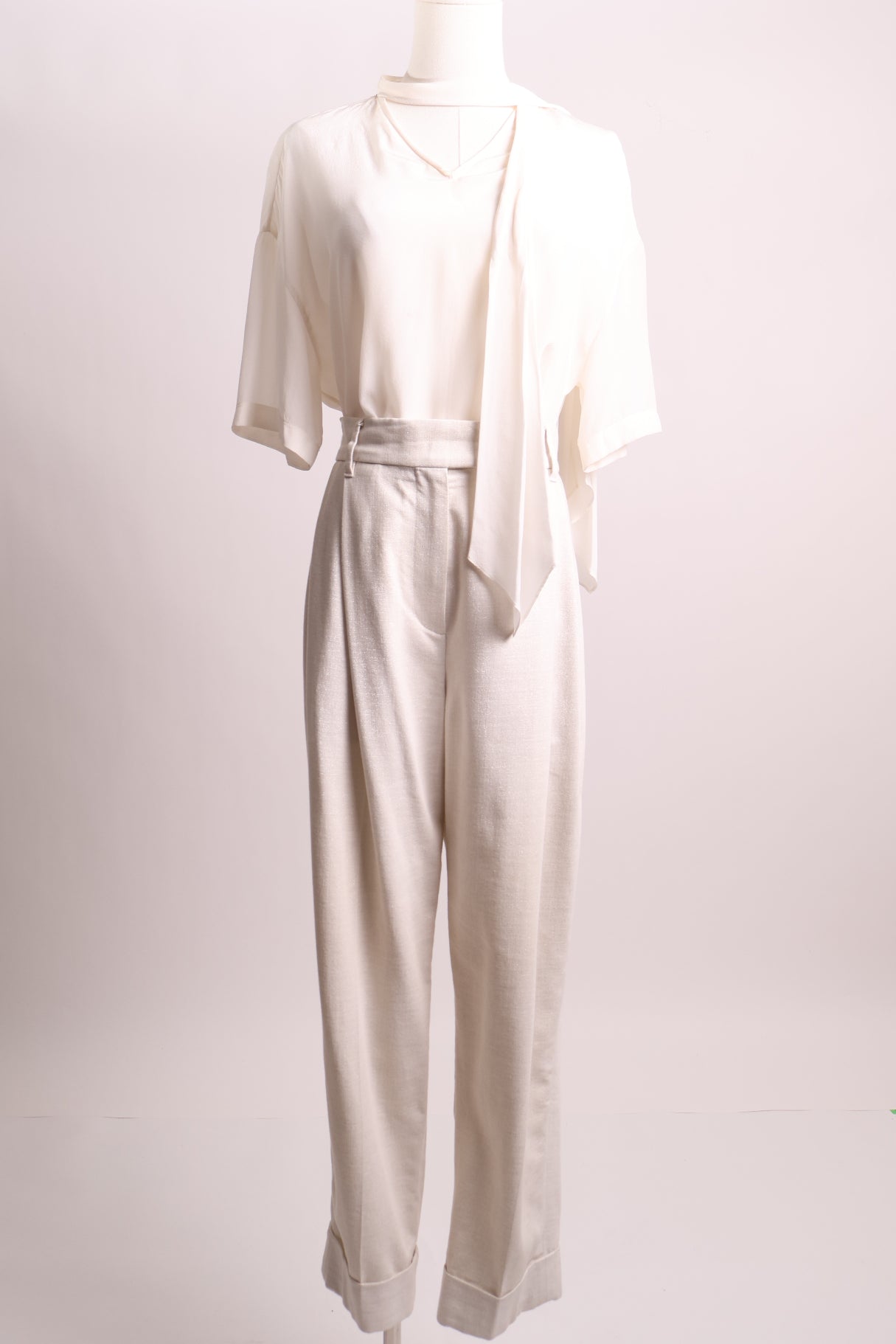 Pantalon scintillant avec détails aux coutures
