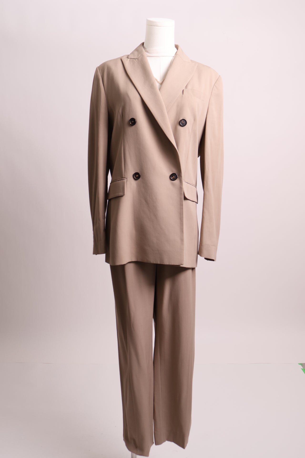 Tailleur veston et pantalon habillé italien beige