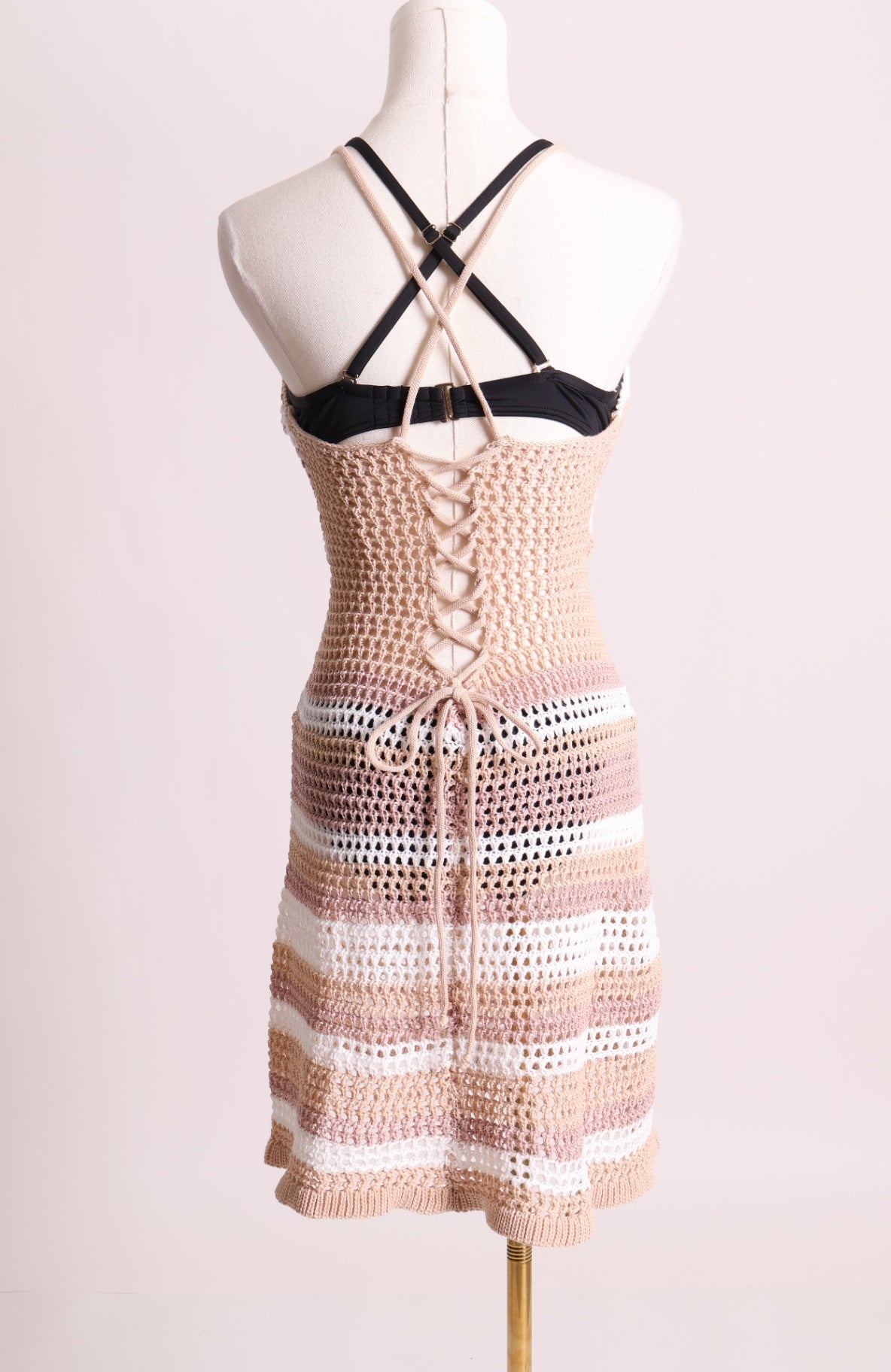 Robe/Cache-maillot avec ouverture sous la poitrine