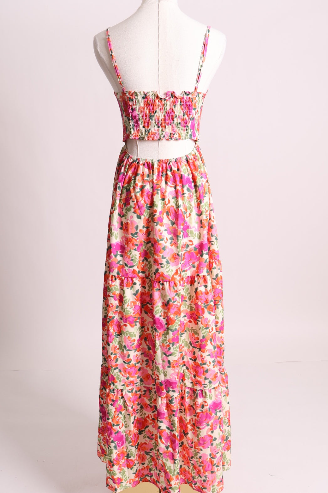 Robe longue fluide à motif fleurs et ouvertures