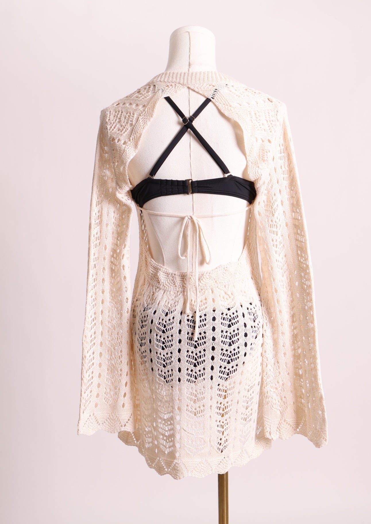 Robe/Cache-maillot court en tricot à dos ouvert