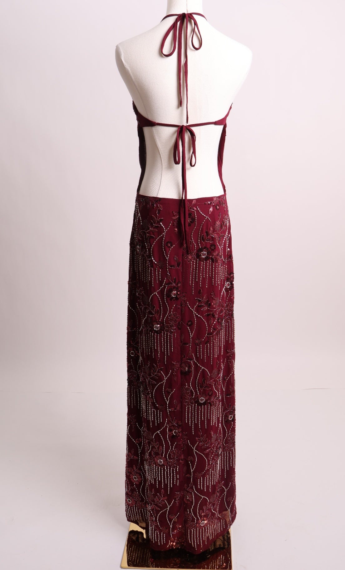 Robe maxi à motifs de fleurs en sequins