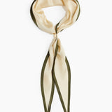 Foulard cravate avec perle de fantaisie