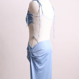 Robe longue avec dentelle et ouverture sur un côté