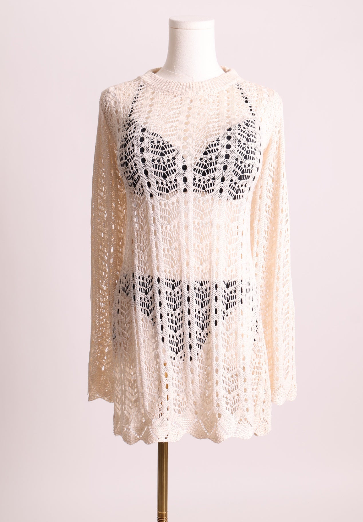 Robe/Cache-maillot court en tricot à dos ouvert