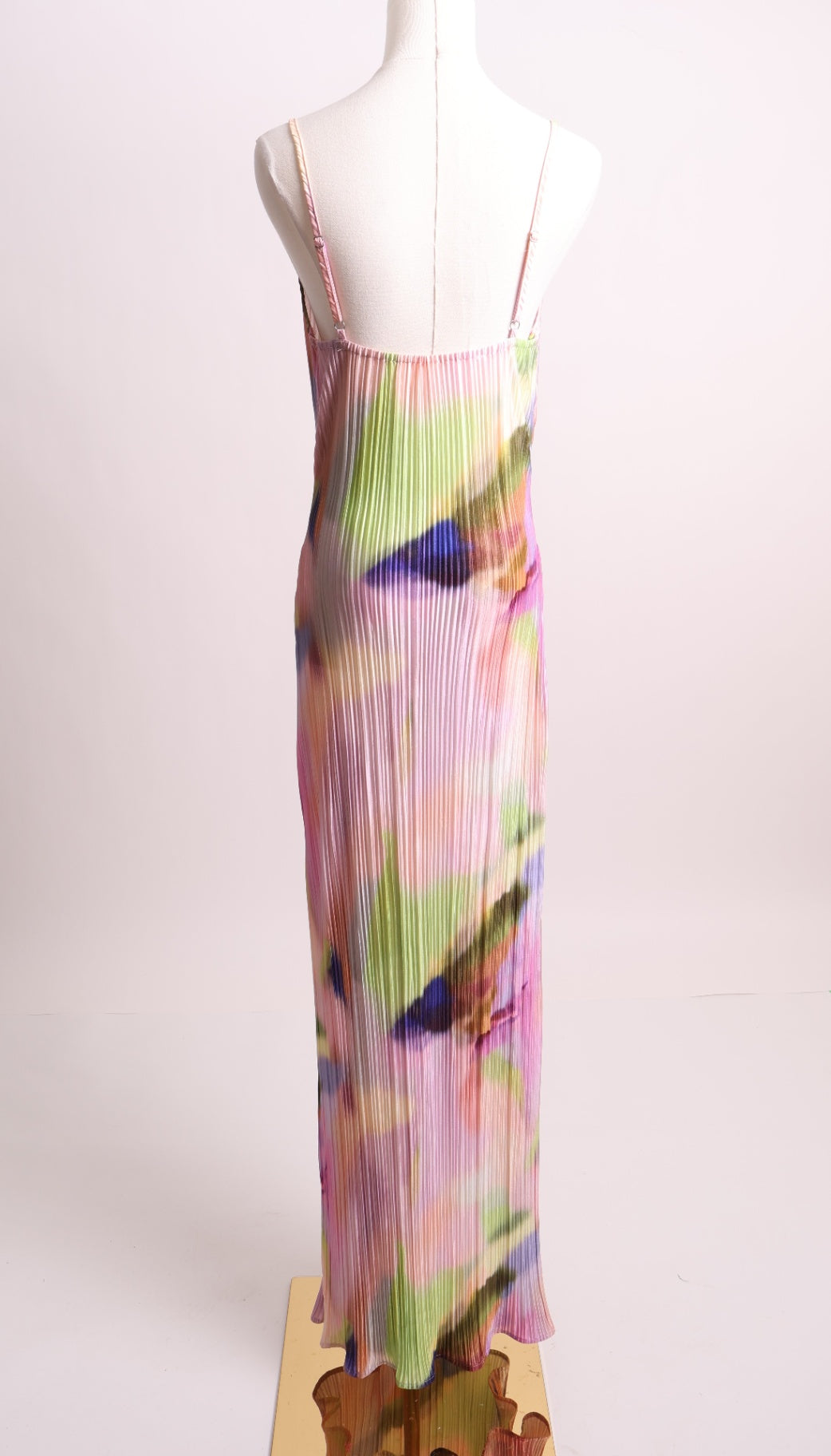 Robe longue texturée à micro-plis