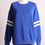 Chandail coupe crewneck avec rayures horizontales aux bras