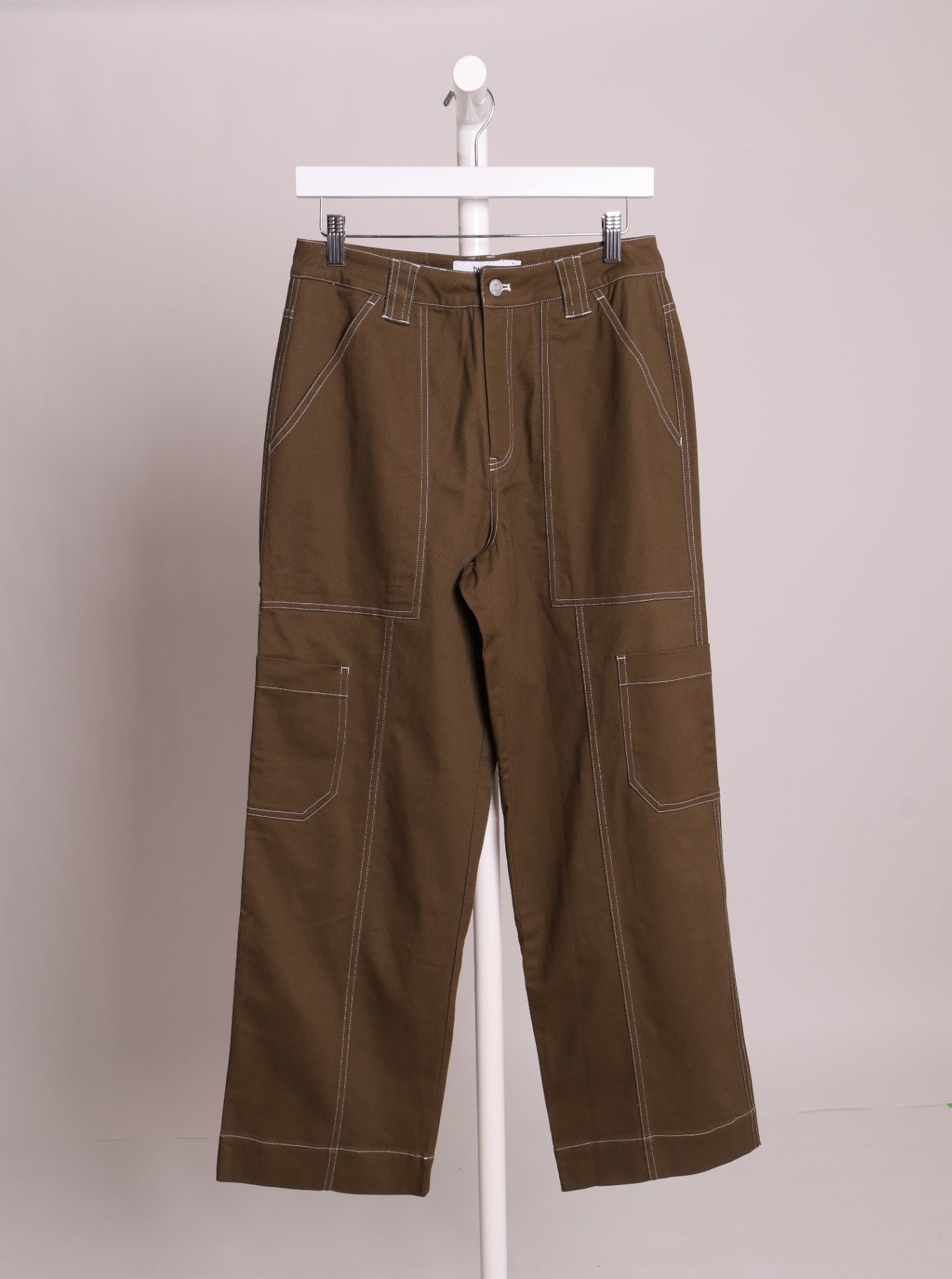 Pantalon coupe droite style cargo