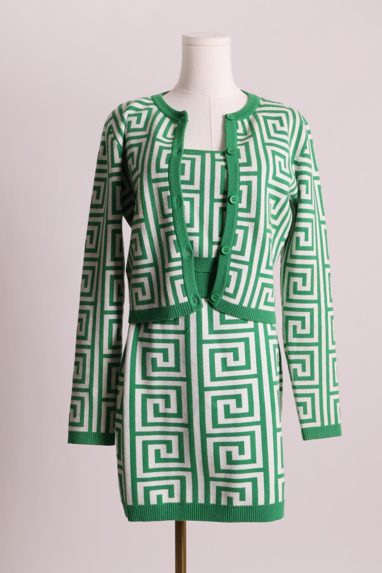 Ensemble (3mrx) avec camisole, veste et jupe 