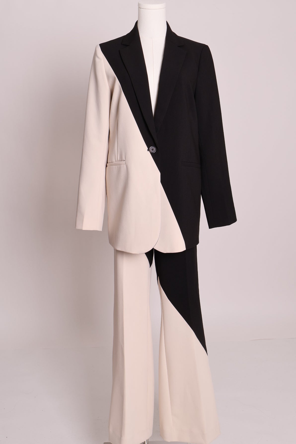 Complet pour femmes deux couleurs avec taille élastique au pantalon
