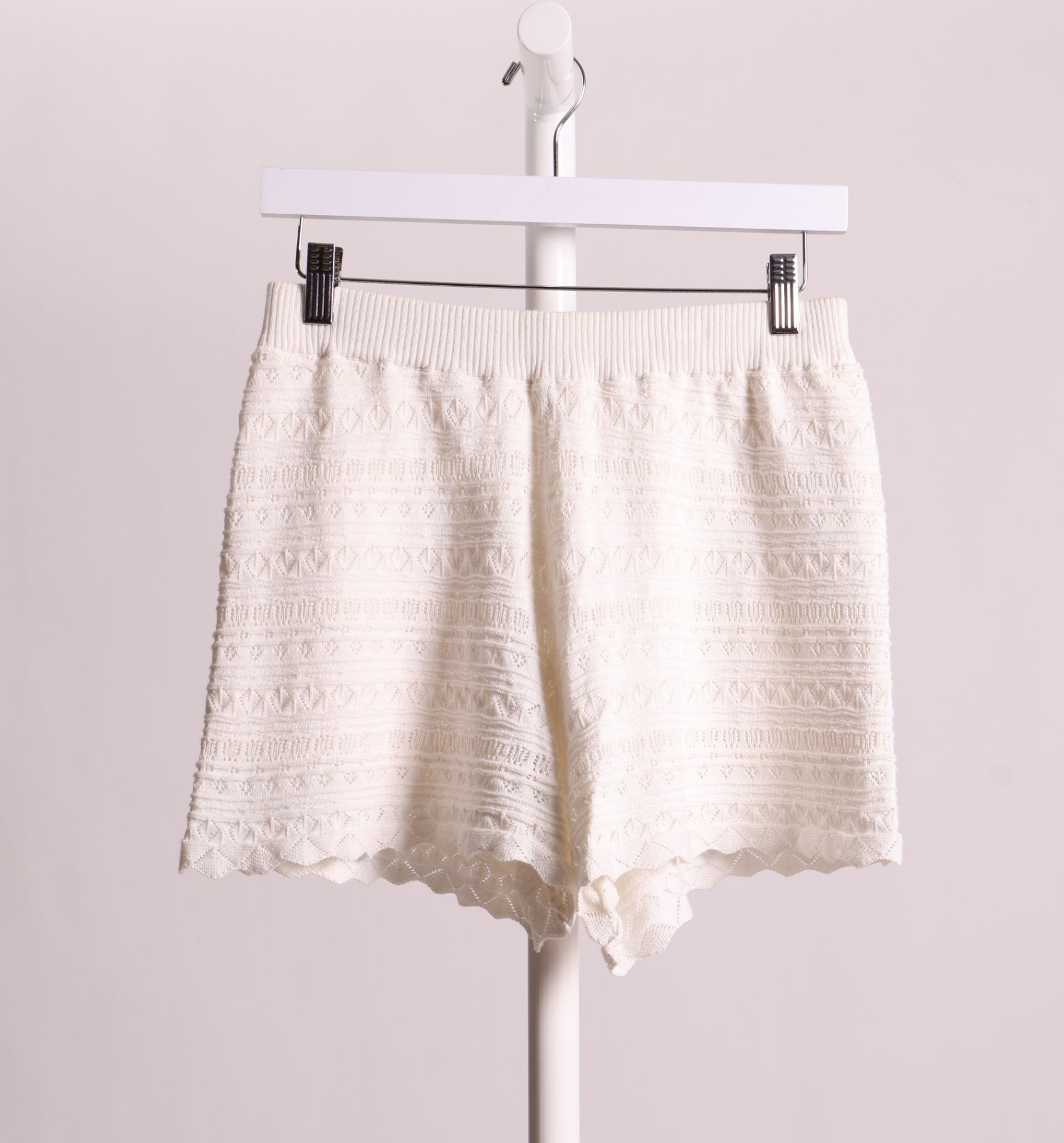 Short en tricot avec doublage