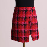 Ensemble veston et jupe en tweed avec motif pied-de-poule