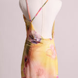 Robe courte en mesh avec motif de fleurs