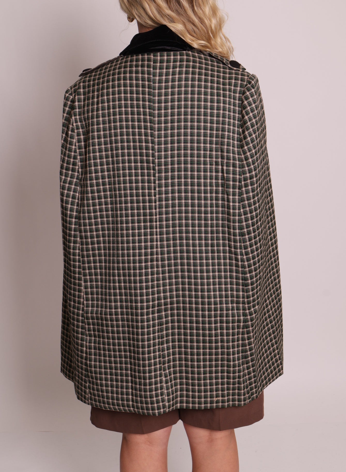 Veste style poncho sans manche à carreaux et à col en velours