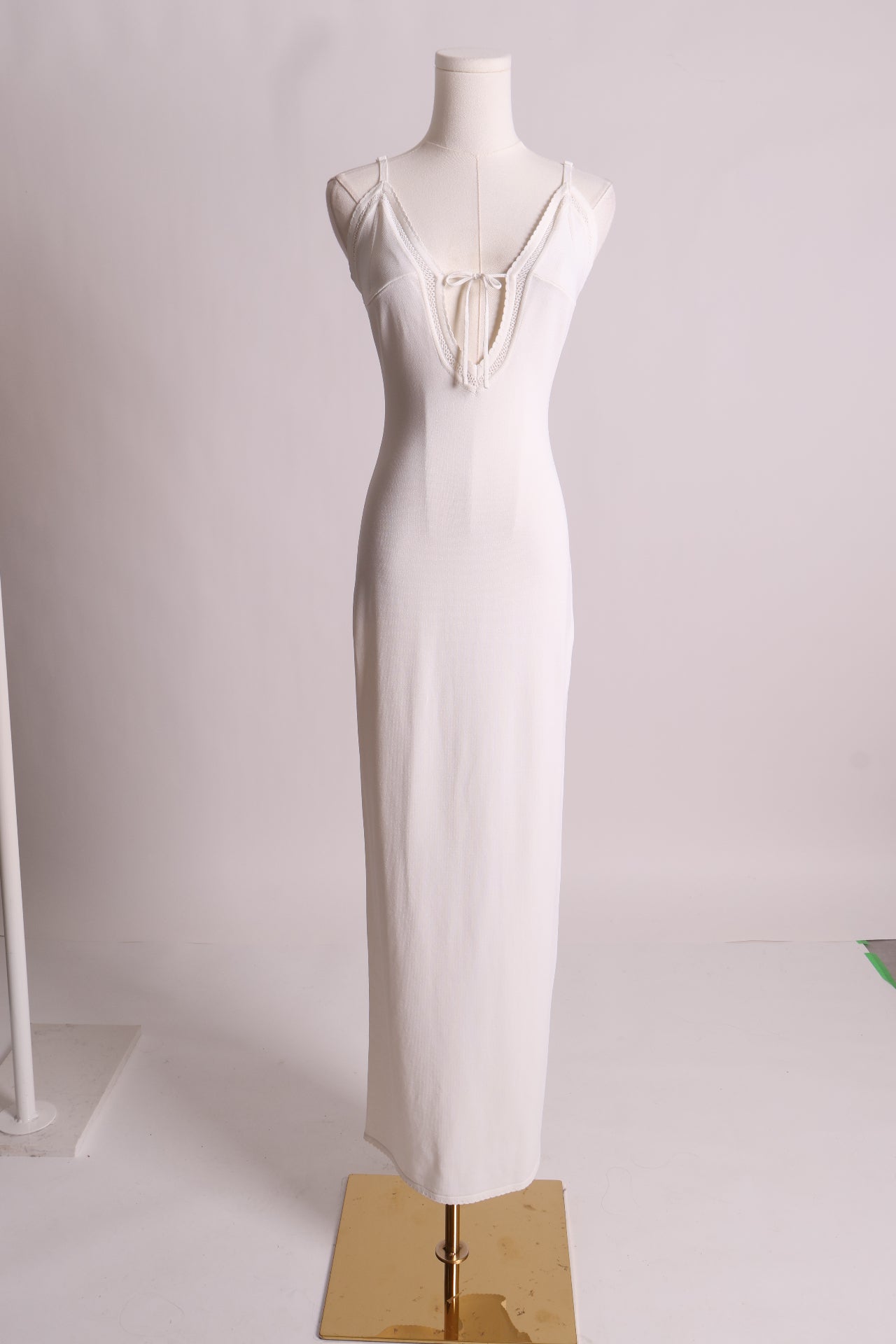 Robe longue en tricot pointelle