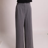 Pantalon à jambes larges et plis français