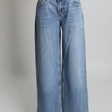 Jean taille basse avec jambes larges