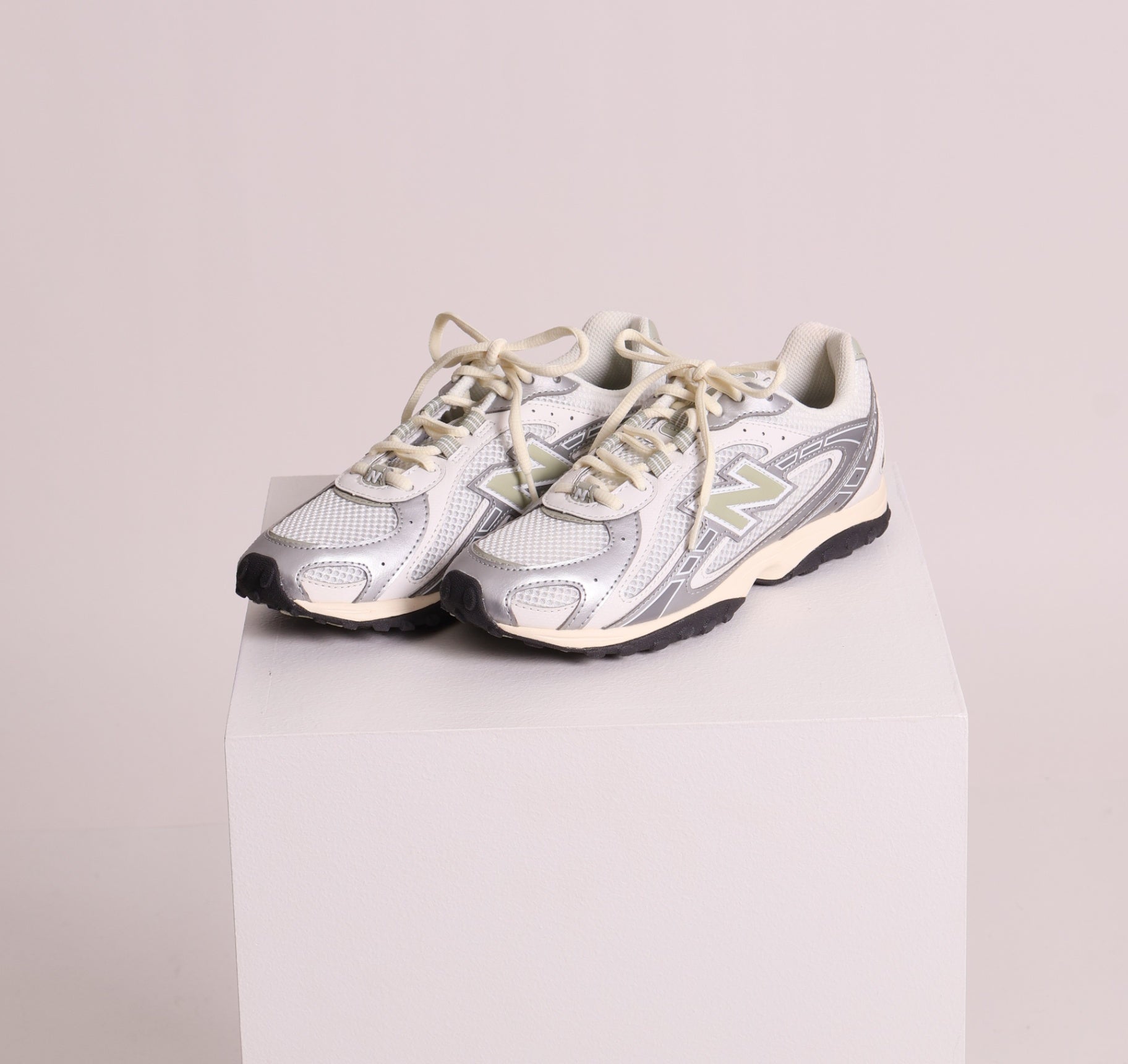 Unisex lifestyle 1906 New Balance motif vert sauge