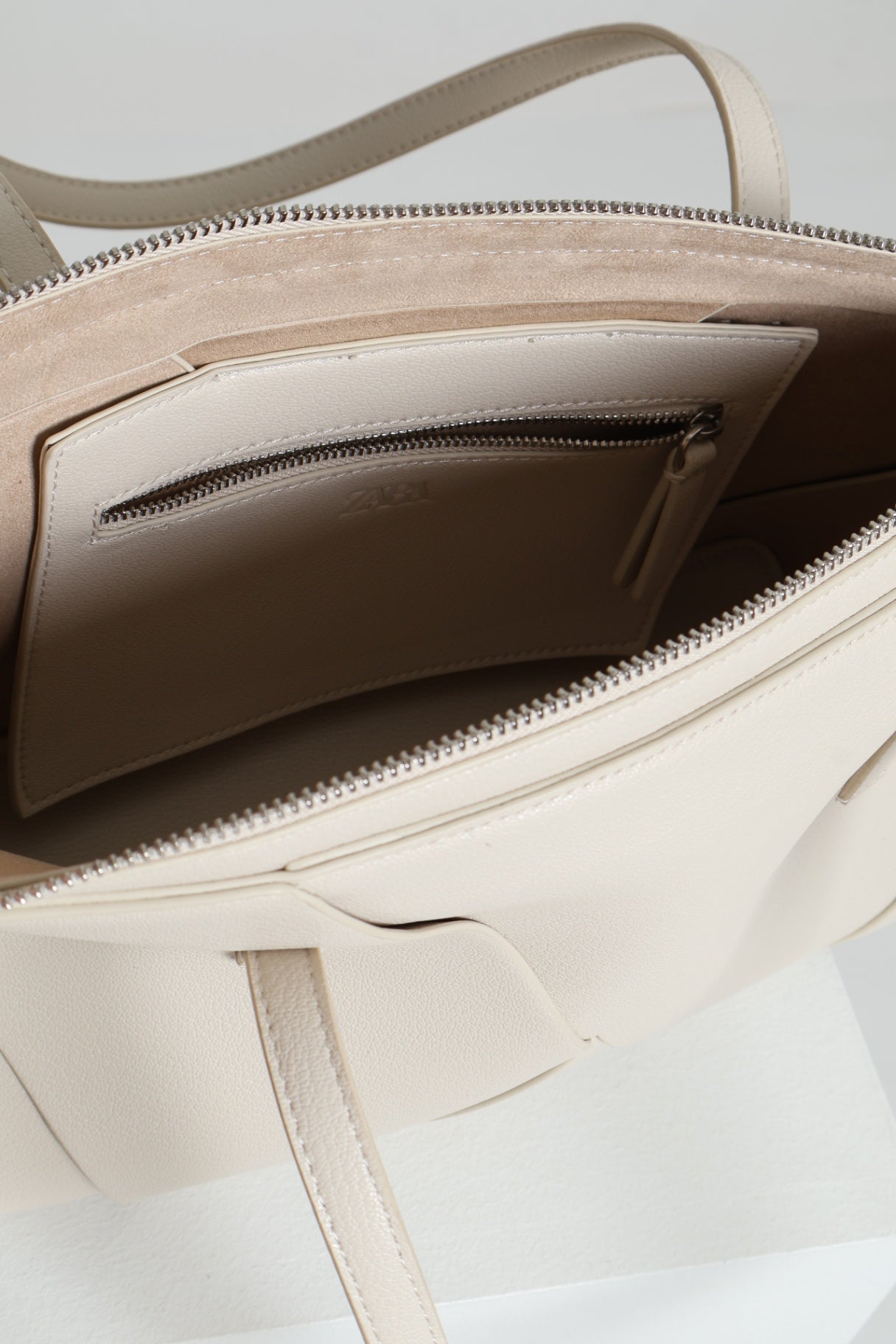 Sac fourre-tout avec motifs géométriques