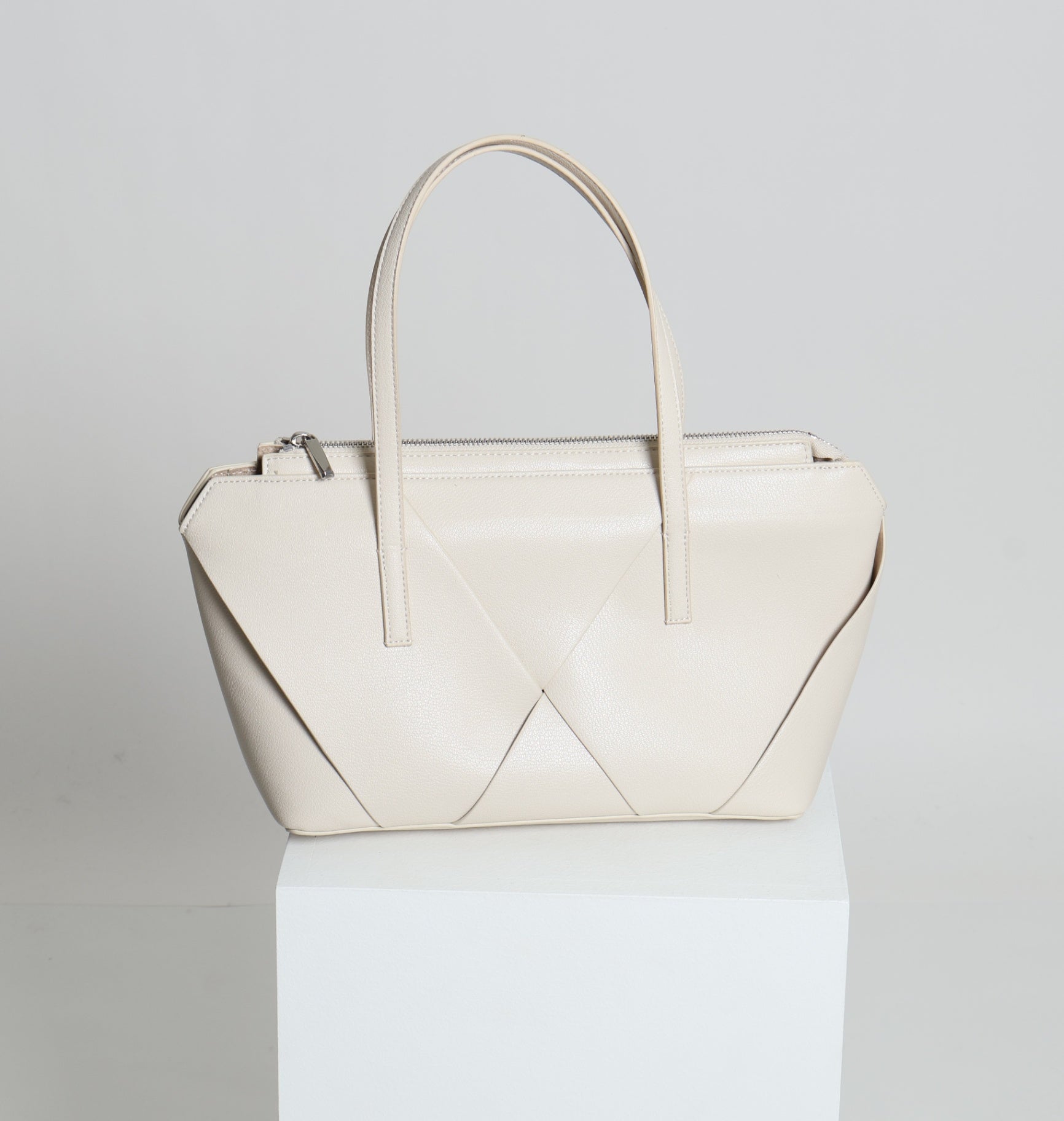 Sac fourre-tout avec motifs géométriques