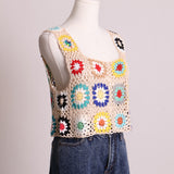 Camisole style crop-top en tricot avec motif de fleurs