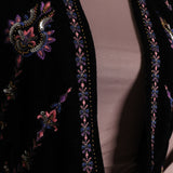 Veste courte en velours avec broderie florales perlées