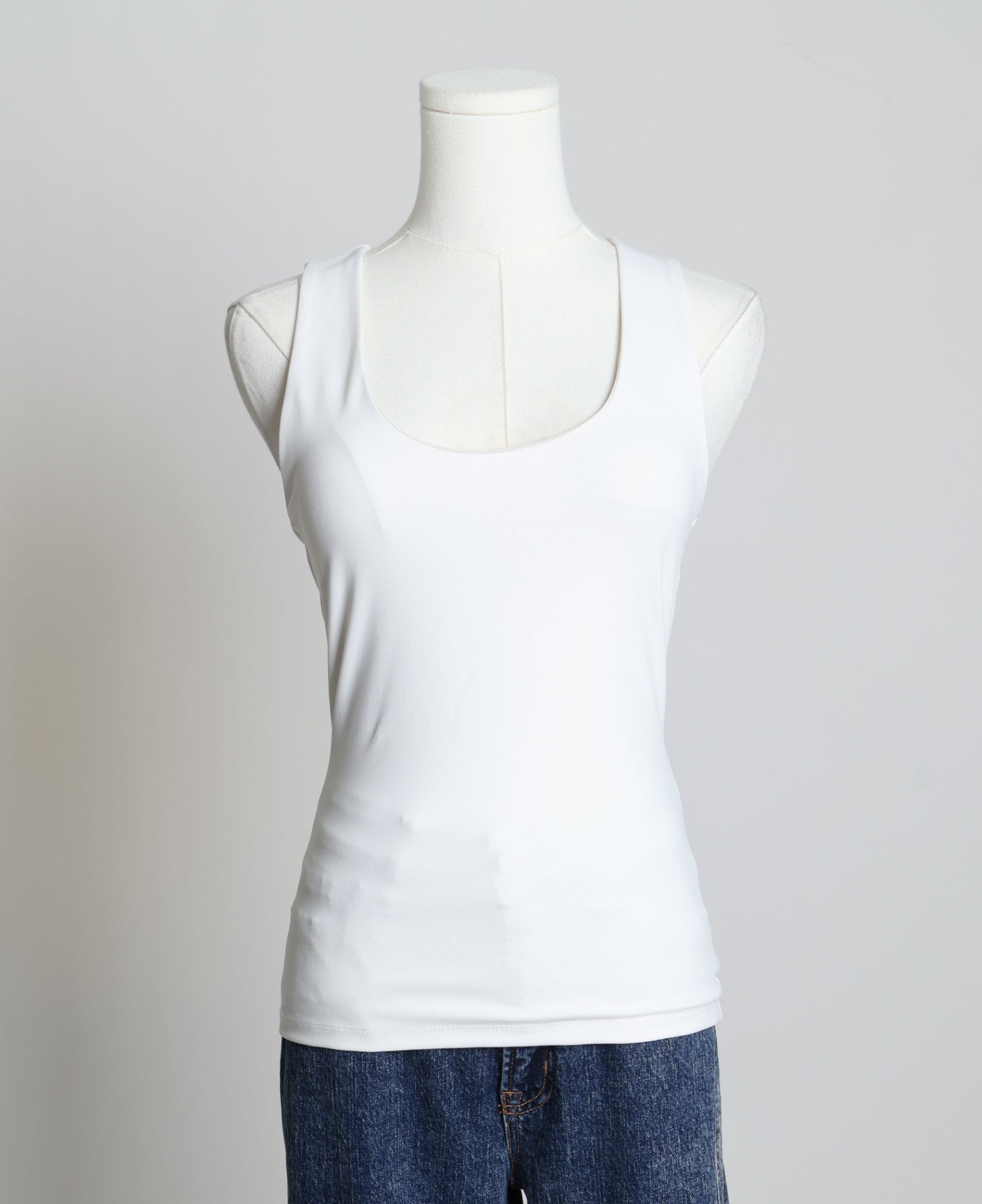 Camisole à larges bretelles avec doublure
