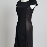 Robe avec empiècements latéraux transparents