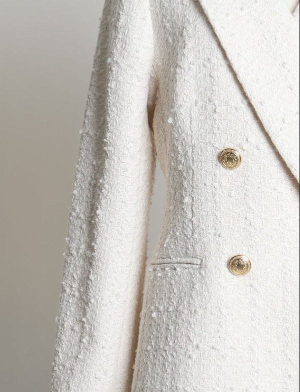 Veston à double boutonnage en tweed bouclé avec boutons dorés