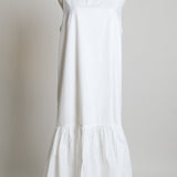 Robe sans manches avec volant au bas