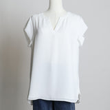 Blouse avec encolure en V et manches courtes