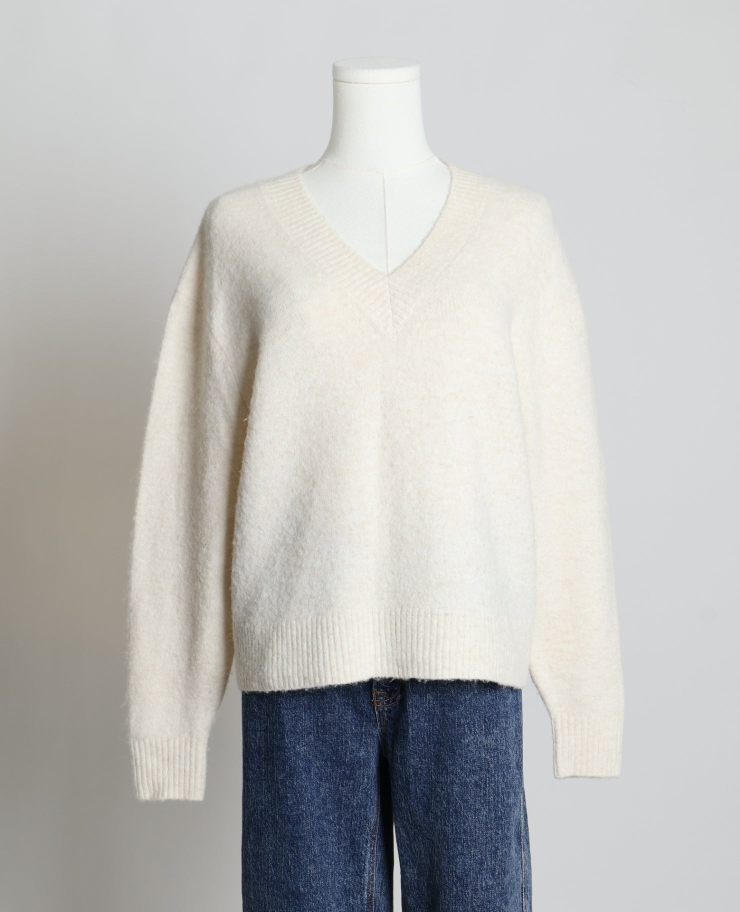 Pull en maille avec col en V (Wilfred)