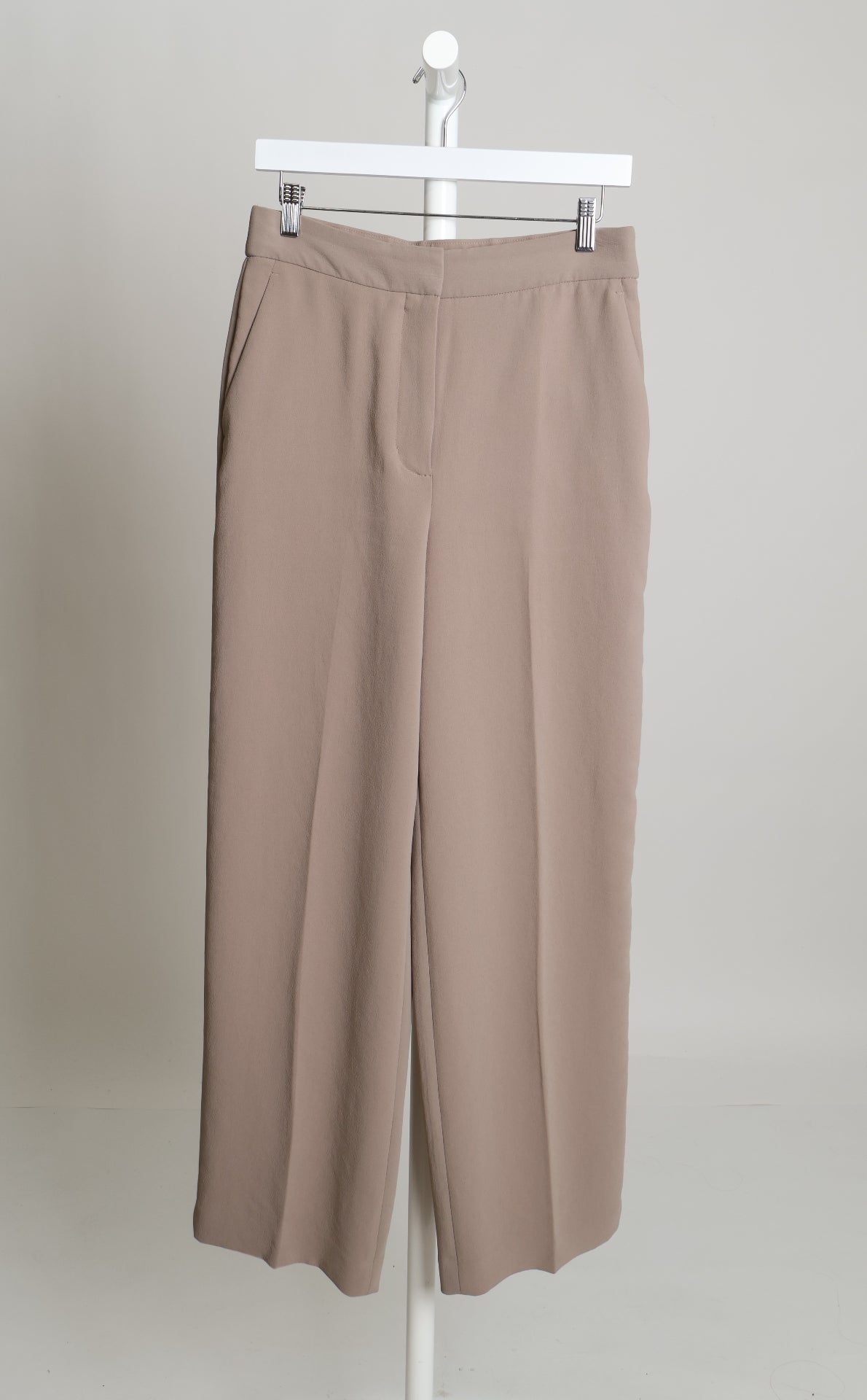 Pantalon Aritzia (Limitless pant) longueur short