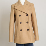 Manteau propre avec boutons